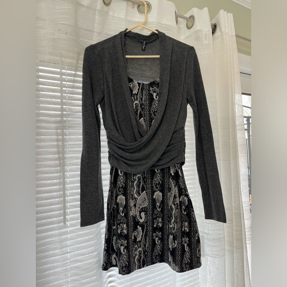 Sacred threads size medium cardigan/wrap dress
